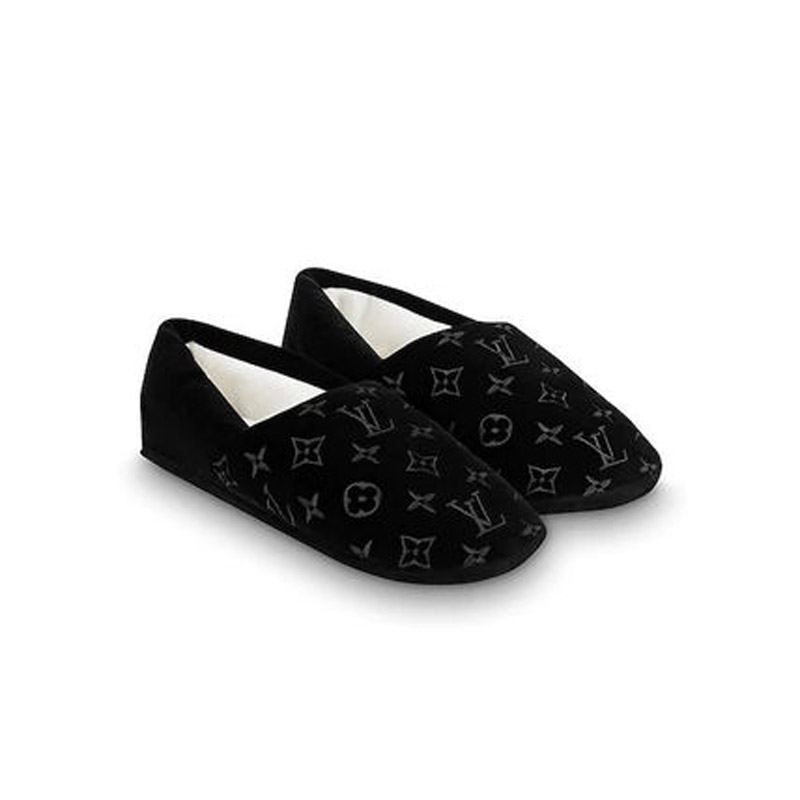 The Most Luxurious House Shoes by Louis Vuitton Brand - eXtravaganzi