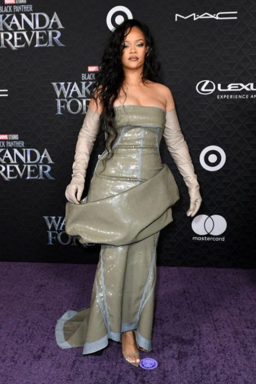 Rihanna – Black Panther: Wakanda Forever Premiere in Los Angeles