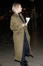 Gwyneth Paltrow arriving at her hotel in Paris 2.12.22